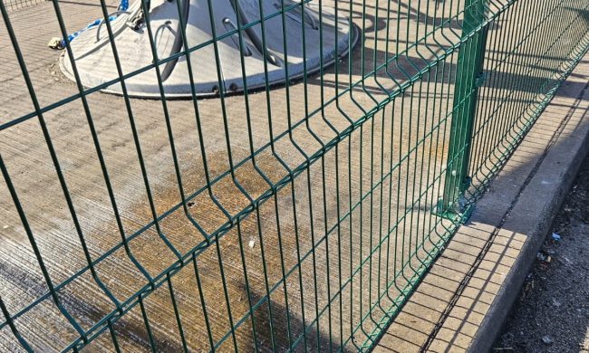 Mobile Pressure washing by Total Groundcare Services 27-03-2025